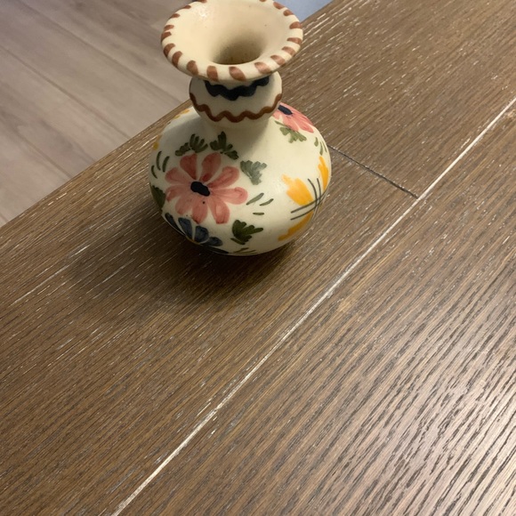 Small Talavera Pottery Vase. Adorable 5” Tall Base 1 3/4” wide - Picture 2 of 6